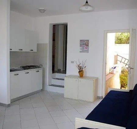 Punta Morcone Bilo Каполивери